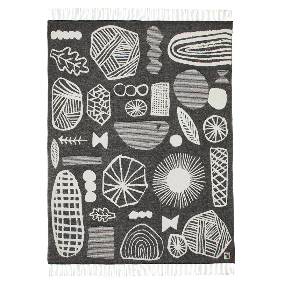 Forager Throw - Black & White