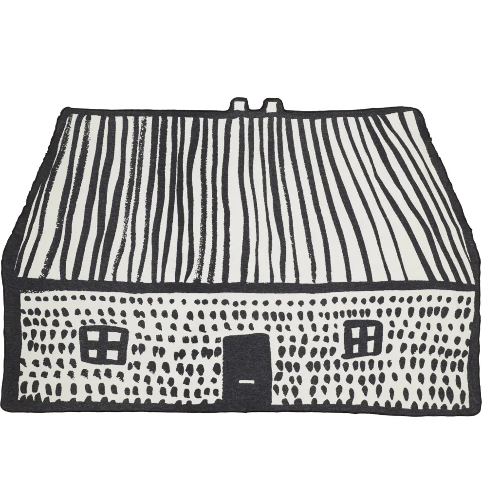 House Shaped Cotton Throw